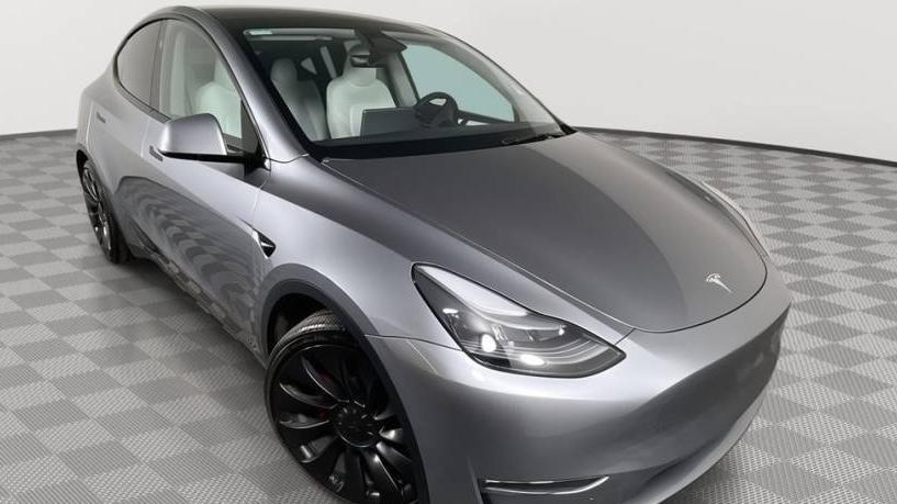 TESLA MODEL Y 2024 7SAYGDEF1RA323832 image